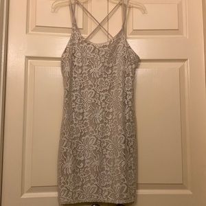 Beautiful and Summery Lacy Cream Dress size XL